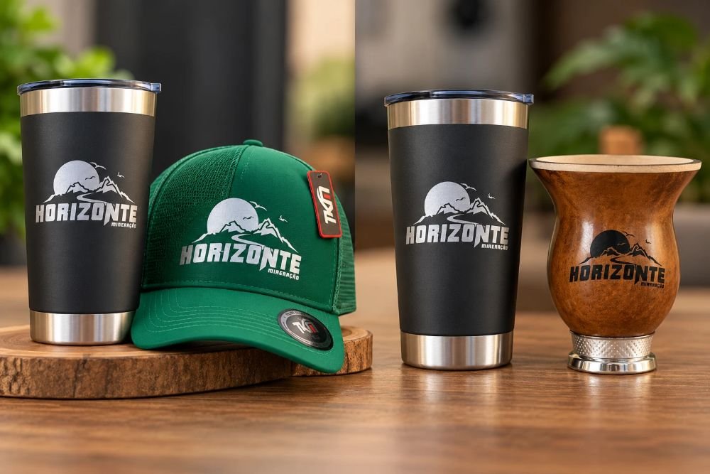 Copos térmicos, boné e cuia com a marca de uma mineradora