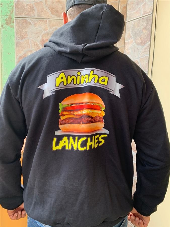 Moletom personalizado com estampa nas costas